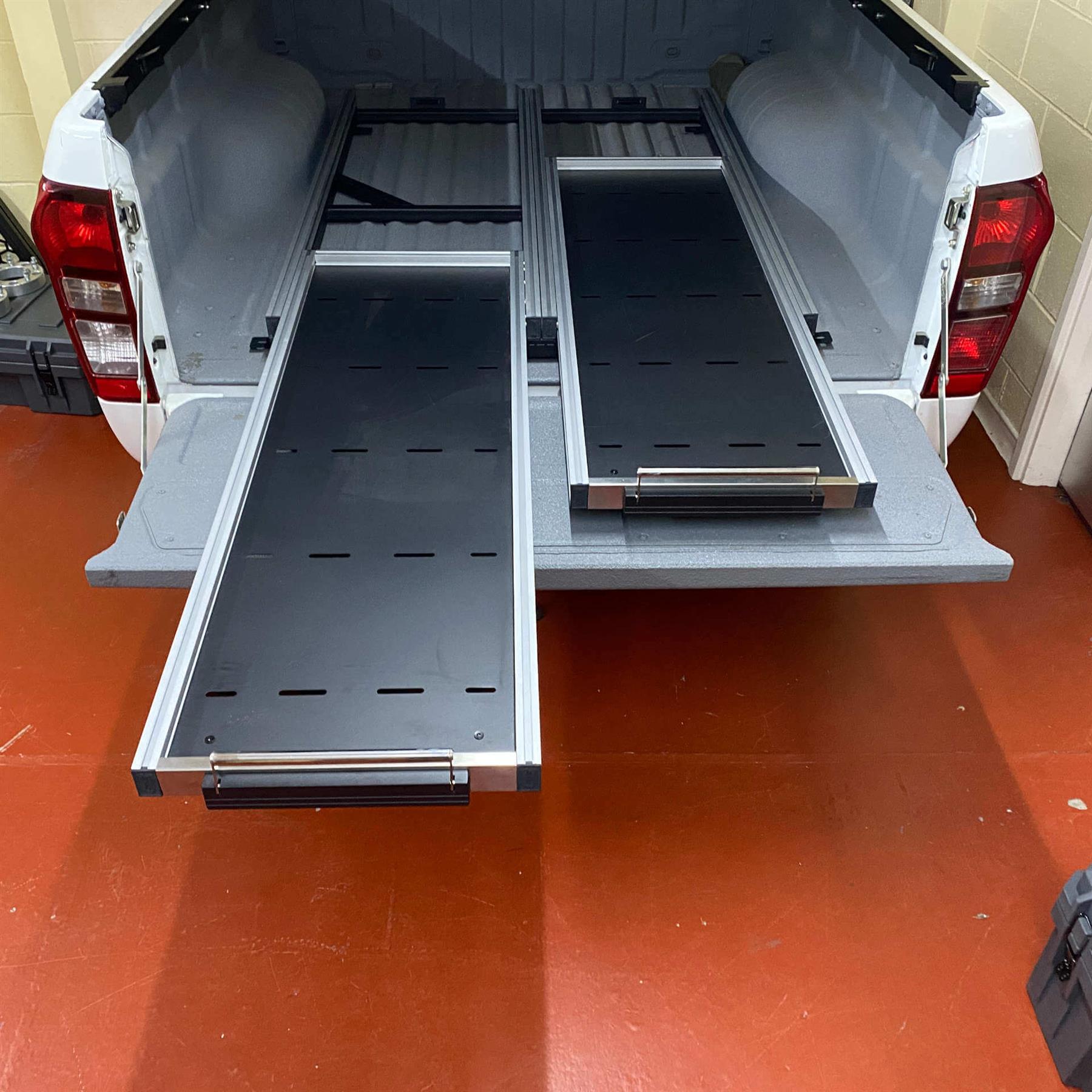 Universal Aluminium Dual Glide Cargo Tray for Vans and Pickup Trucks