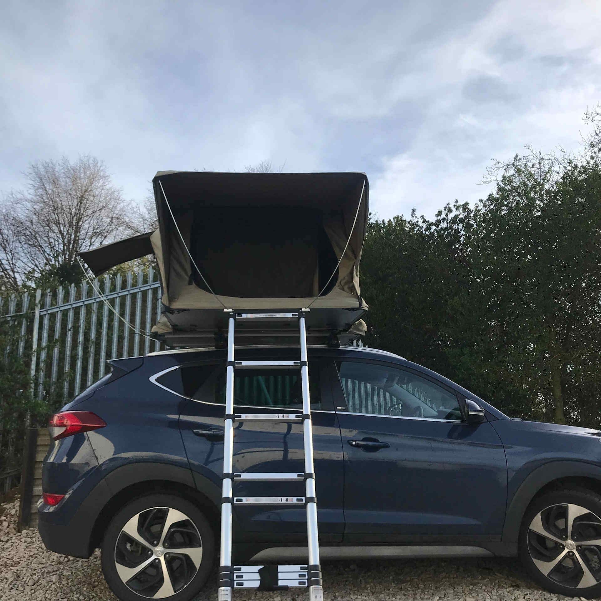 Granite Grey RoofTrekk 3-Person Hard Shell Roof Top Tent