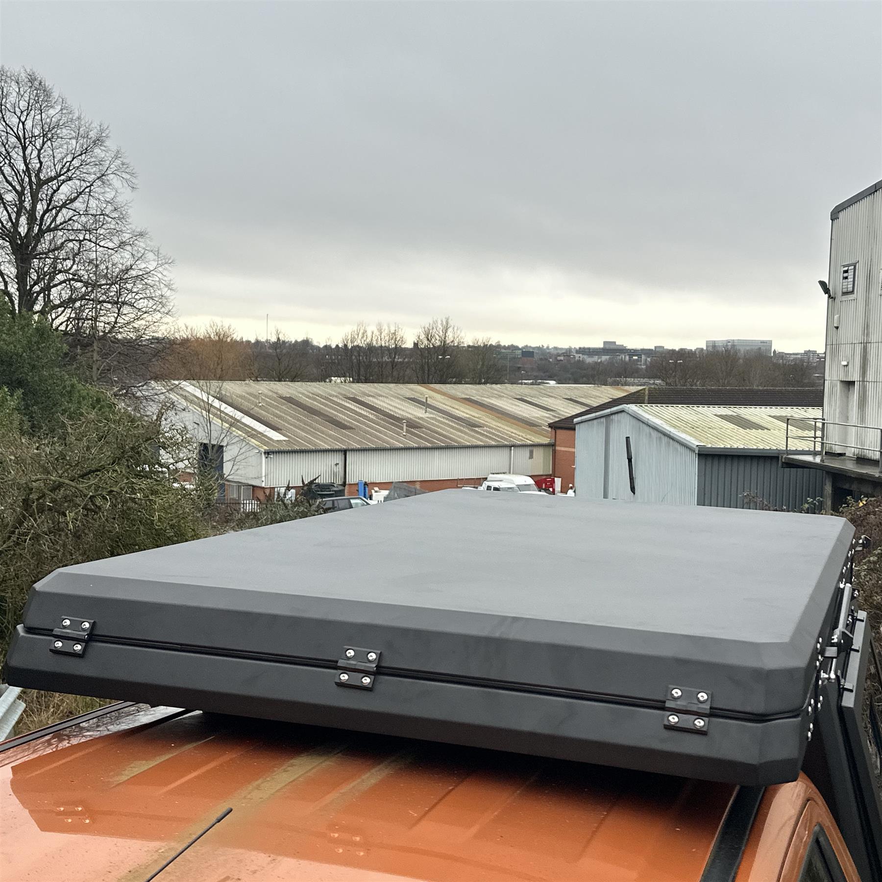 Overland Aluminium Canopy with Clamshell Roof Tent for the Ford Ranger 2012-2022