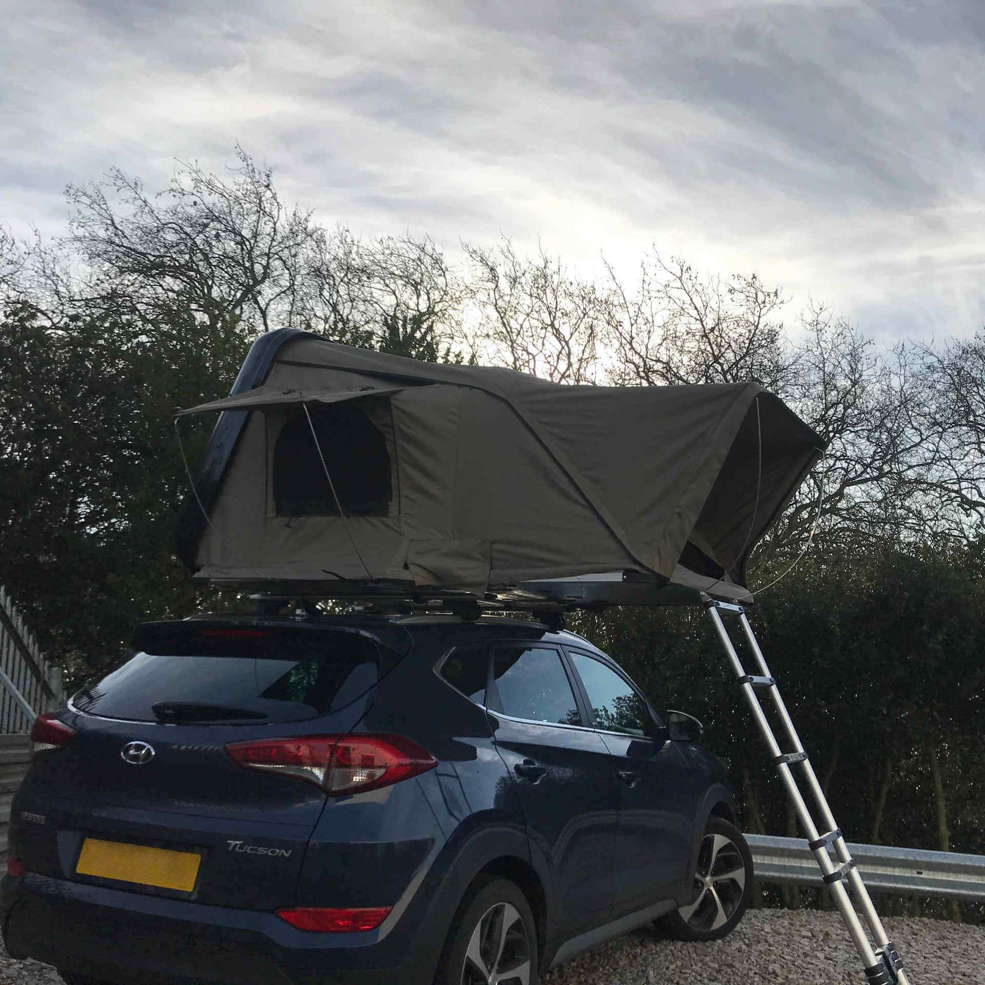 Forest Green RoofTrekk 3-Person Hard Shell Roof Top Tent