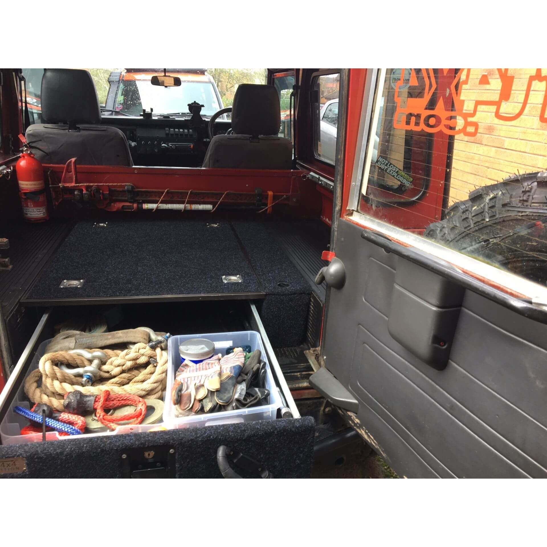 Fixed Carpet Top Single Drawer + Side Wing Kit for Land Rover Defender 90 71-16
