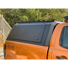 Jeep Gladiator Adventure Truck Cap