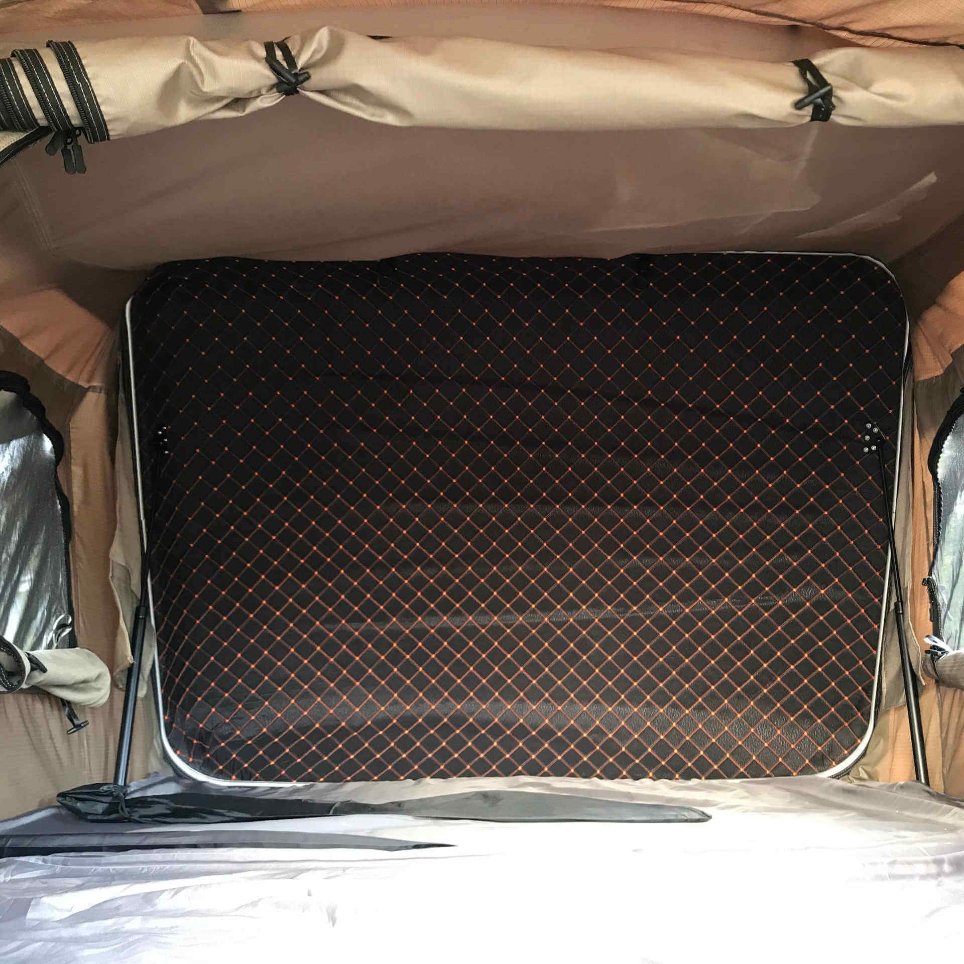 Granite Grey RoofTrekk 3-Person Hard Shell Roof Top Tent
